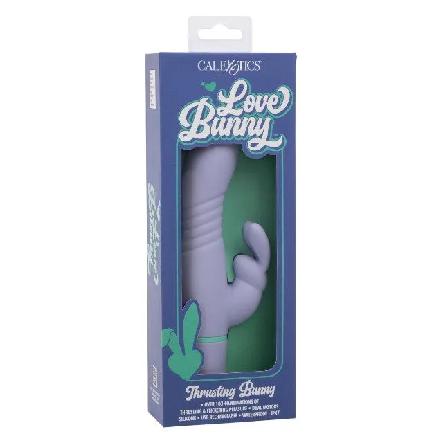 Vibrator rabbit CALEXOTICS Love Bunny - Thrusting Bunny. cu funcție de penetrare. 100  combinații de senzații. rezistent la apă IPX7. mov